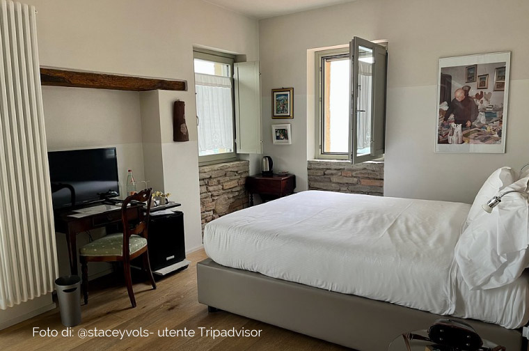 Neive Borgese Camere e Suites