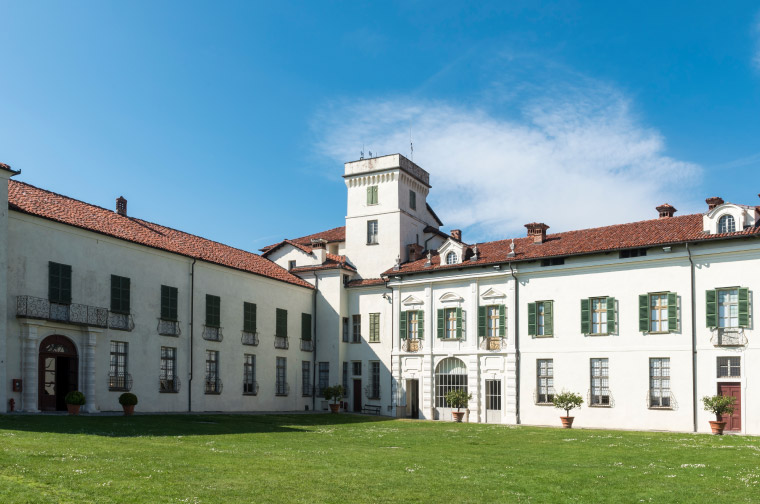 Facciate interne del Castello di Masino