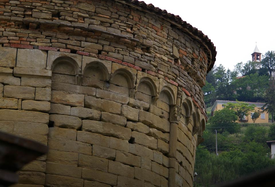 Abbazia di San Gaudenzio a Santo Stefano Belbo