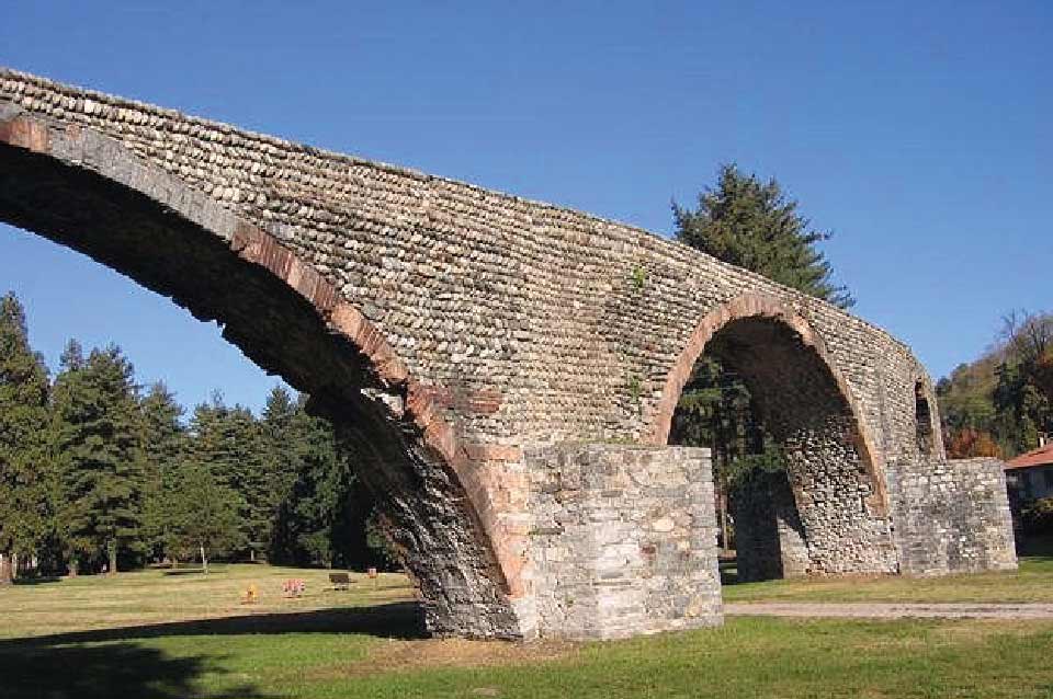 Ponte Mediavale di Romagnano Sesia